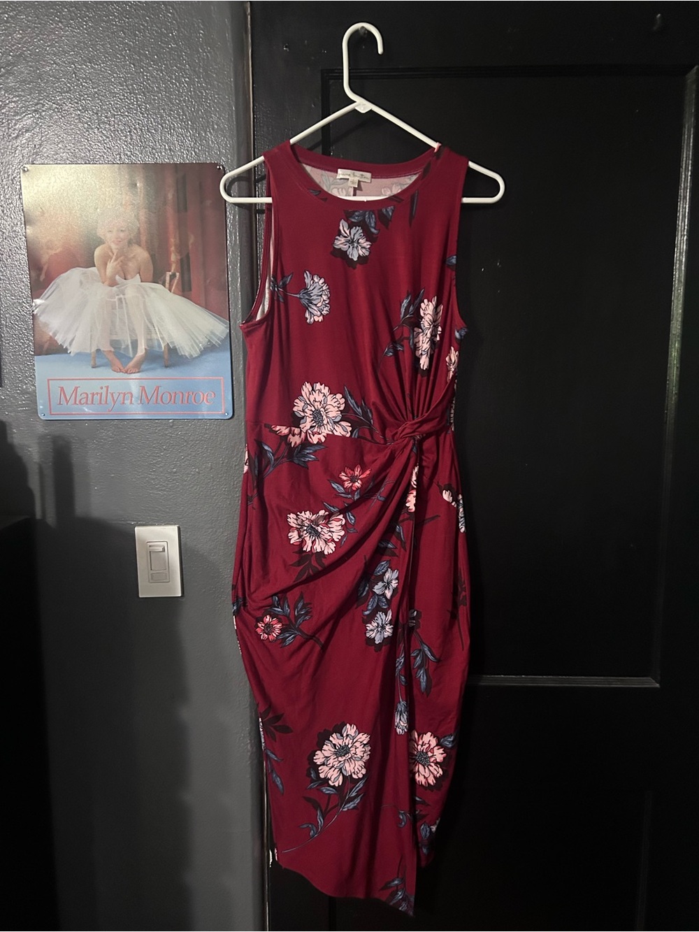 Sleeveless Floral Twist-Waist Dress - Burgundy